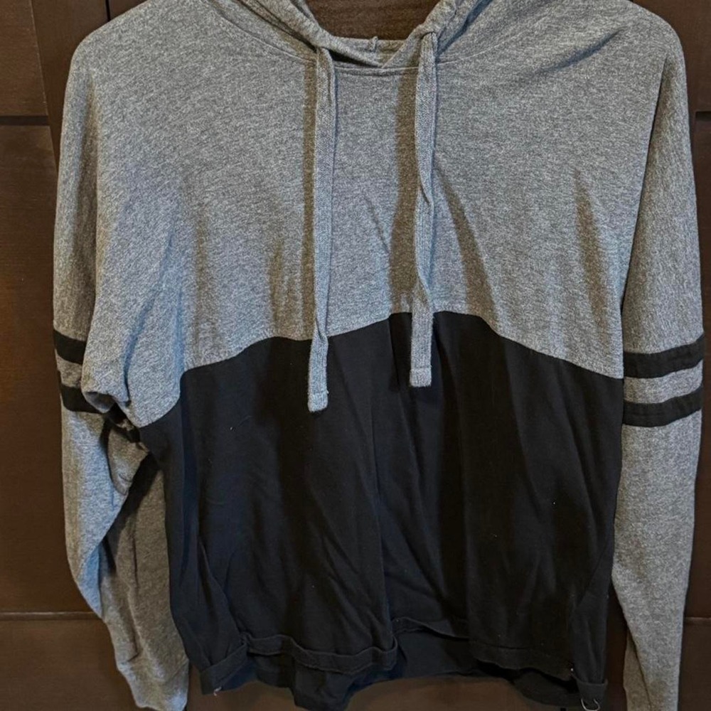 Boxer Craft Gray and Black Color-Blocked Cotton Hoodie, Size M
